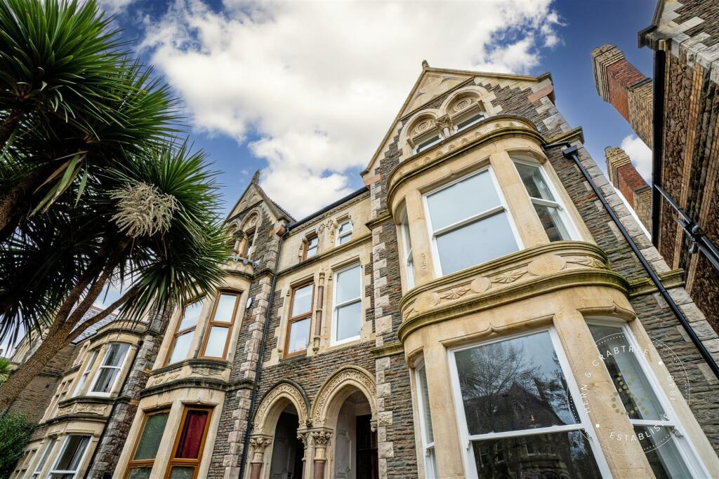 Cathedral Road, External Close HernCrabtree (2).jp