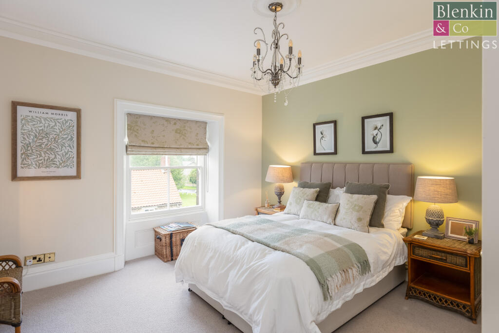 Hovingham Country House Bedroom 2-1