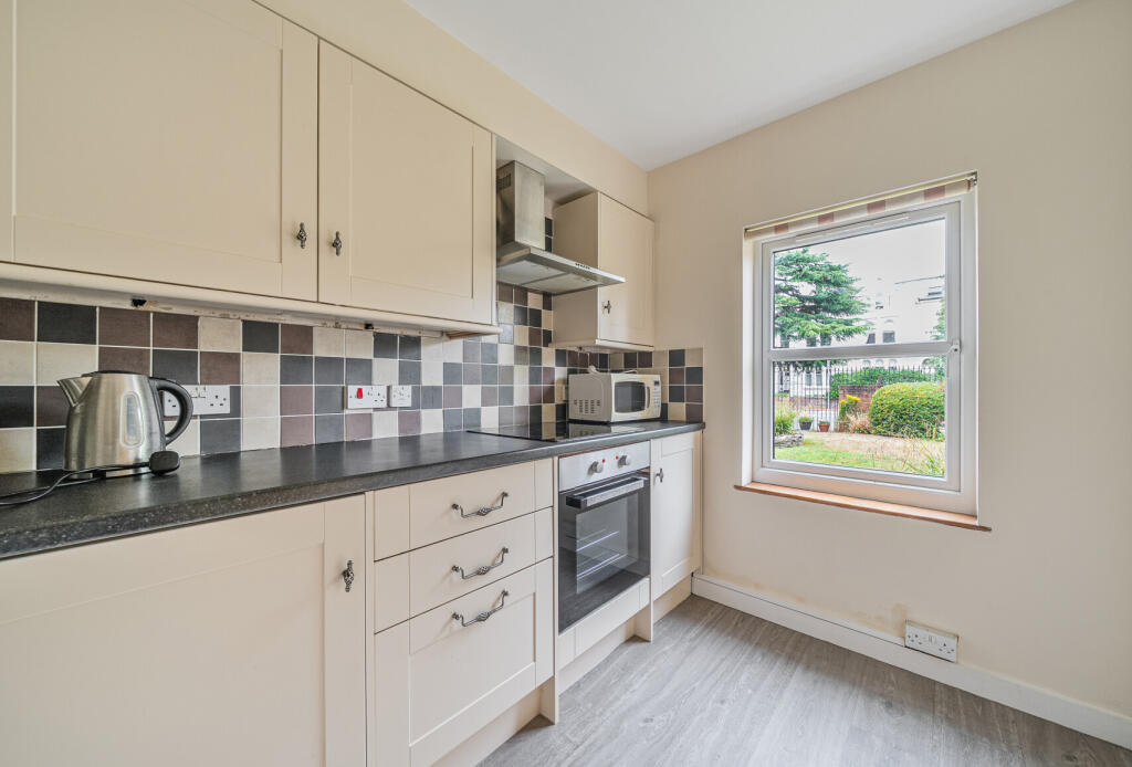 1334317-11-68907b...