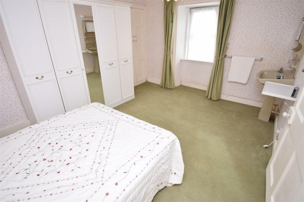 FIRST FLOOR BEDROOM TWO (2).JPG