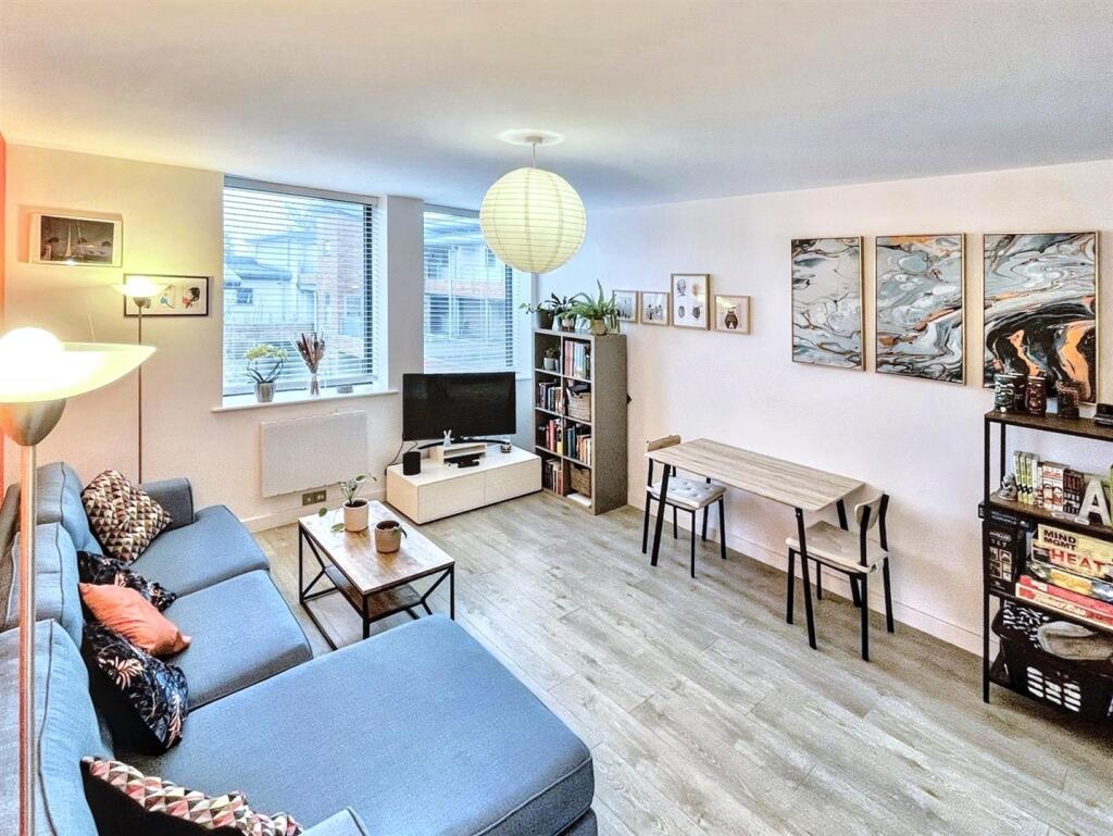 PHOTO-2025-02-08-12-20-19 (2).jpg