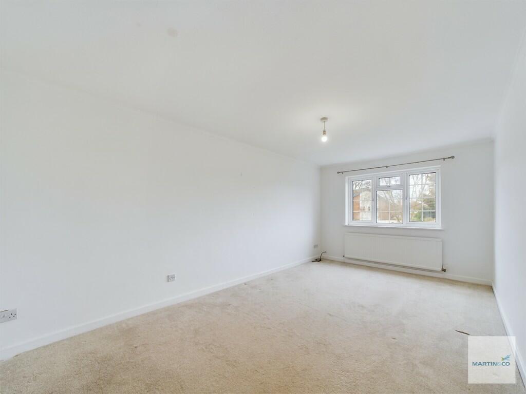 CAM03394G0-PR0047...