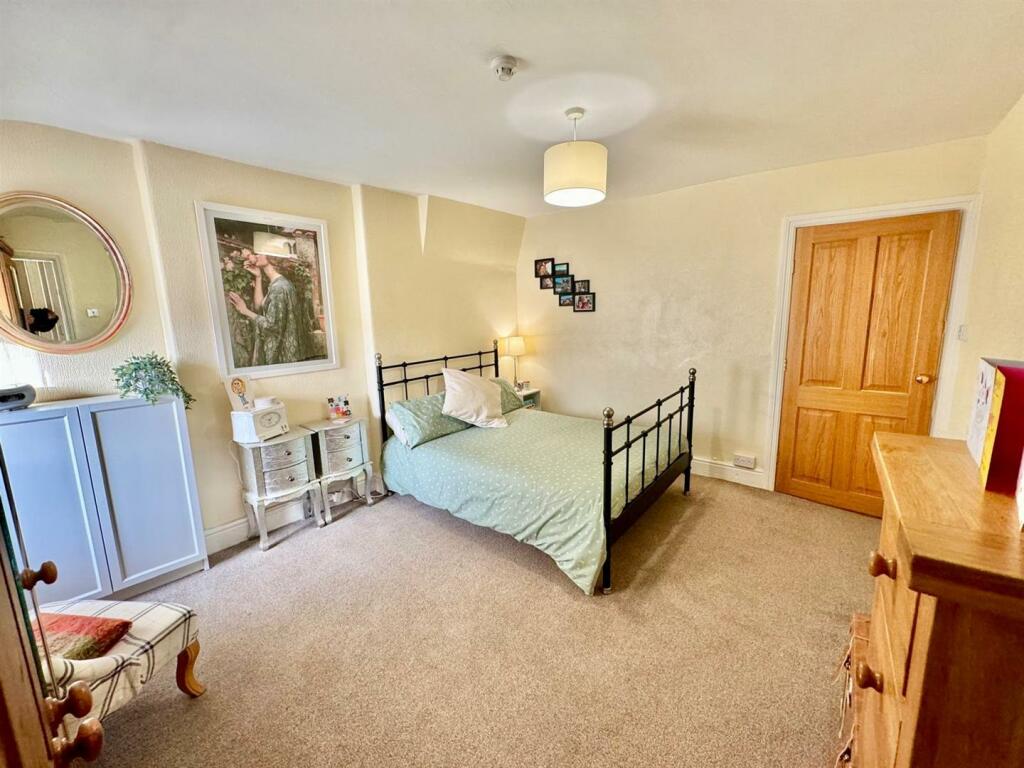 PHOTO-2024-11-17-17-20-30 (7).jpg