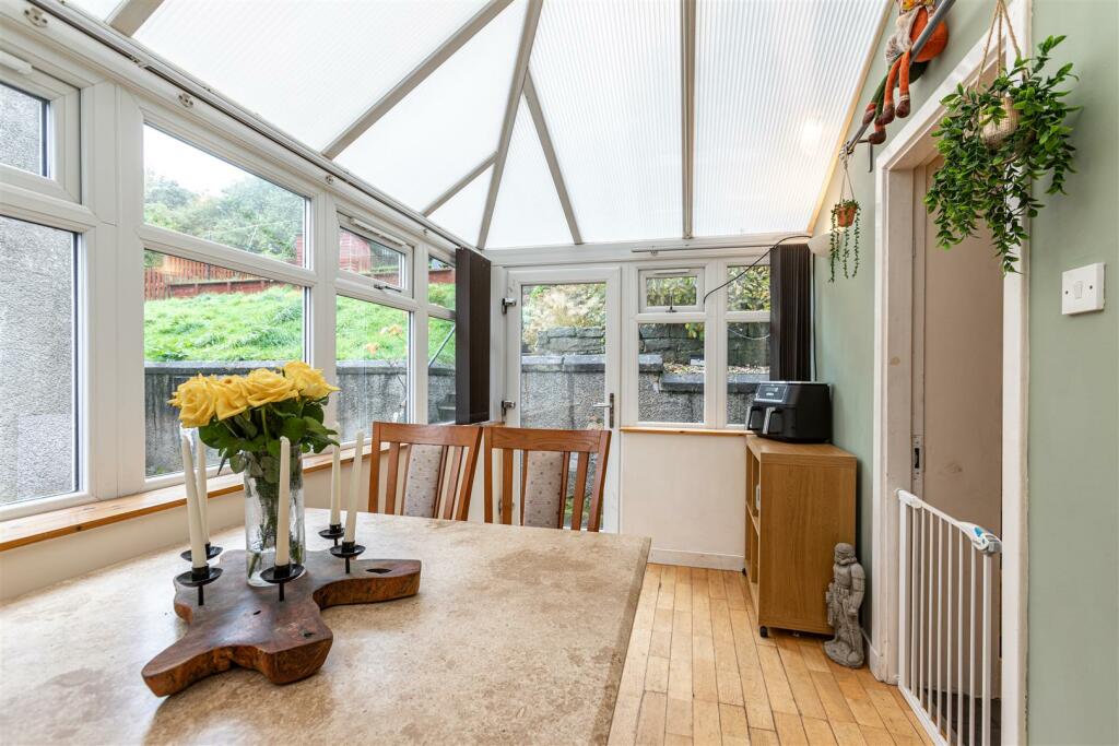 88 Glendinning Terrace Galashiels 15.JPG