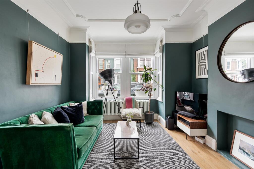 Winchester Road E4