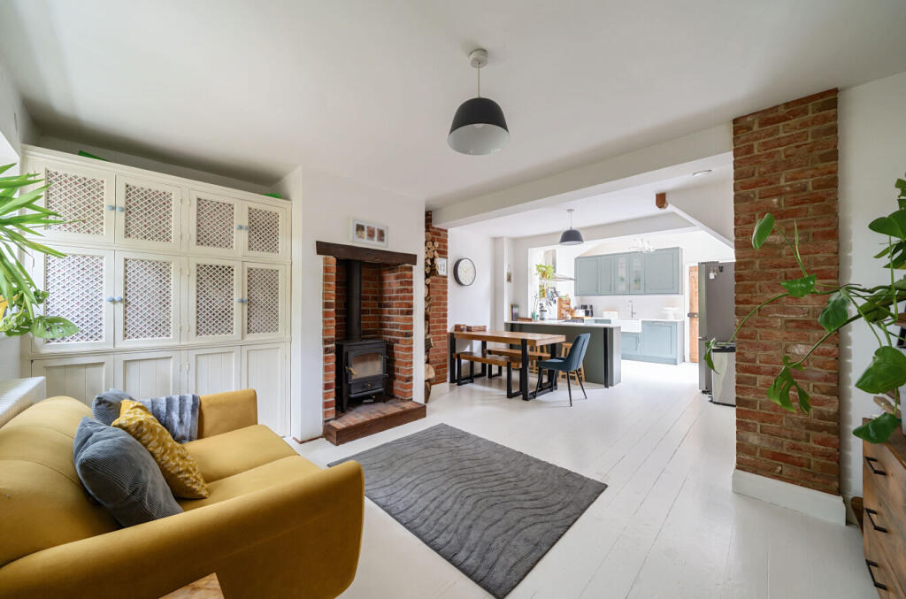 1305278-11-684149...