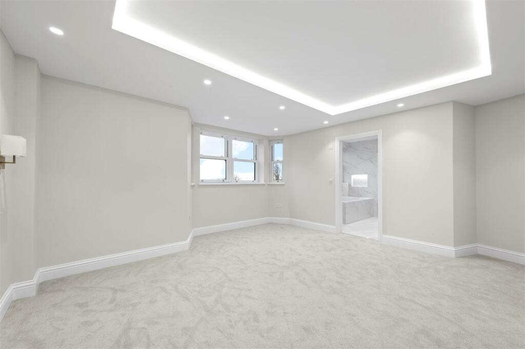 39 Seymour Road,50.jpg