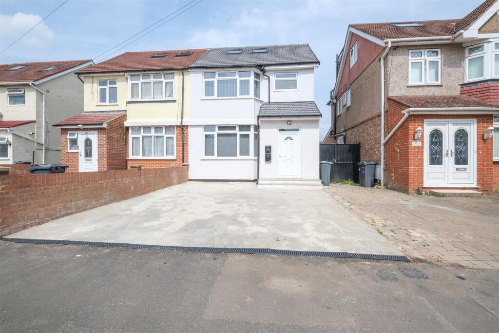 360 TW3 Ellerdine Rd 207-A-24.jpg