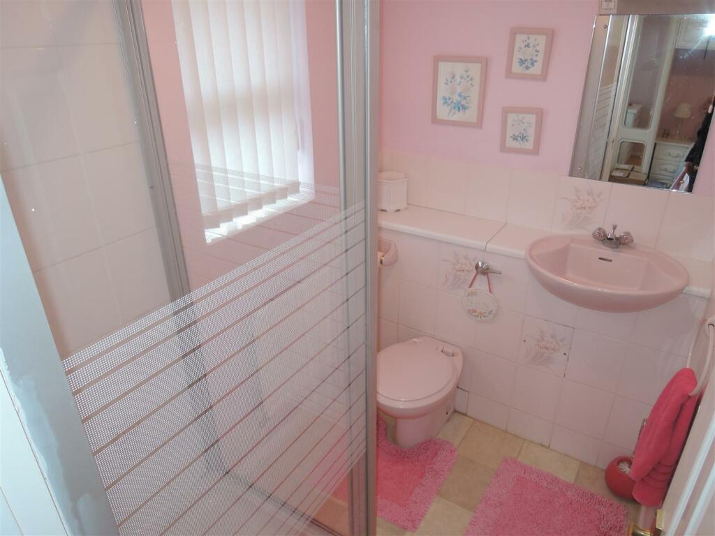 En Suite: