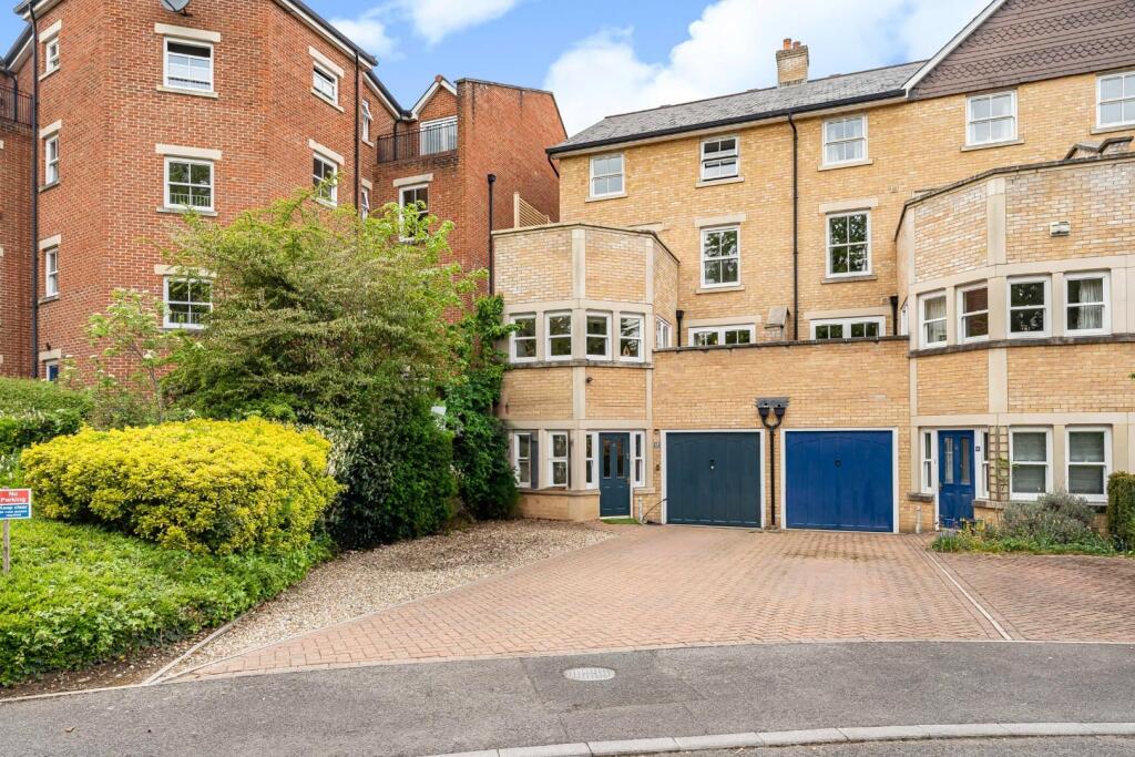 REAR ELEVATION &amp; DRIVEWAY.jpg