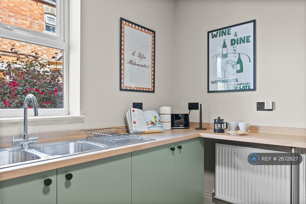 Kitchen 2