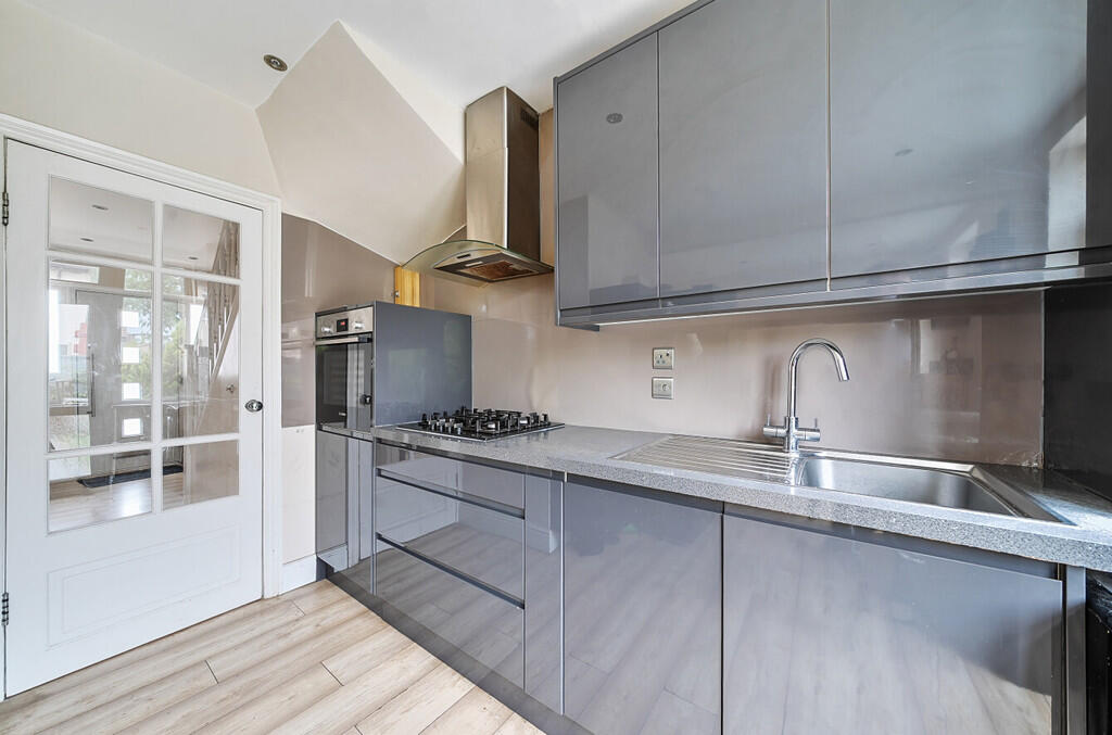 1318528-9-68652ff...