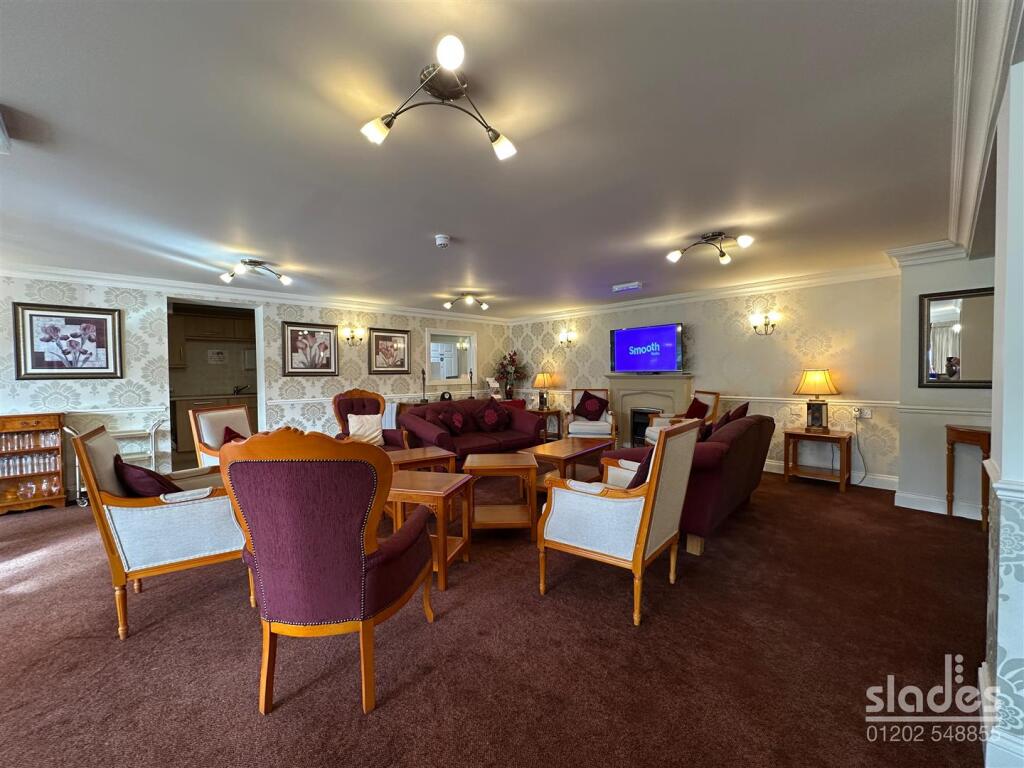 Communal Lounge