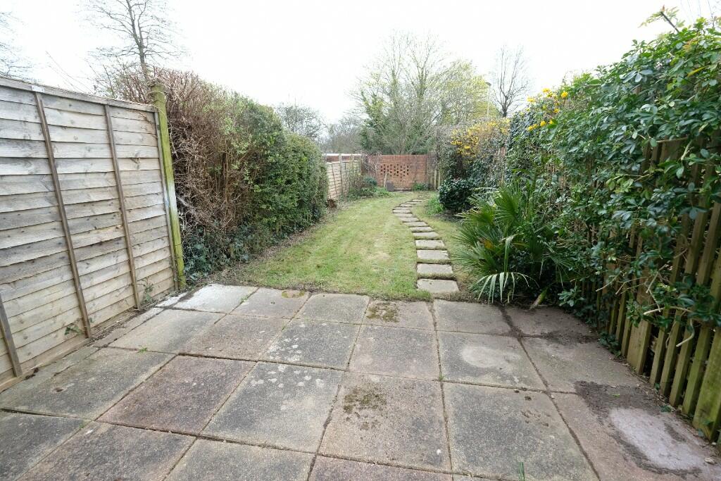 GARDEN 