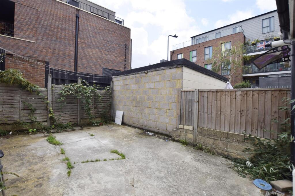 Rera garden. copy.jpg