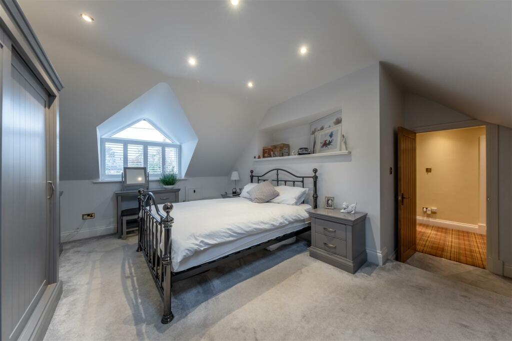 Church House-027.jpg