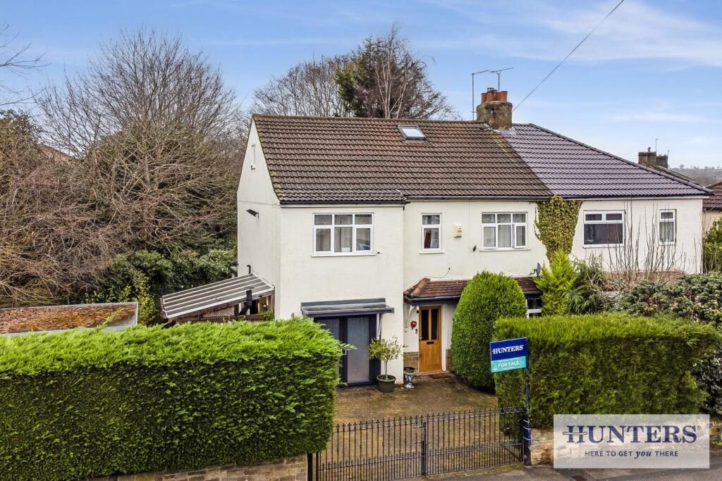 12 Fieldhead Road Guiseley-1-101714-6 copy - Copy_