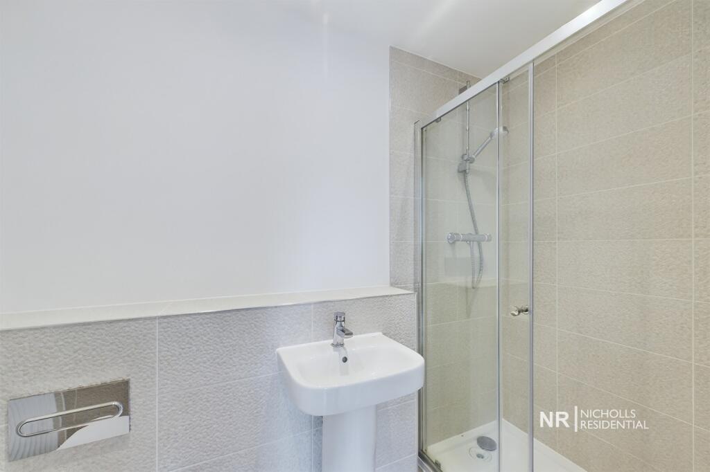 En Suite Shower Room