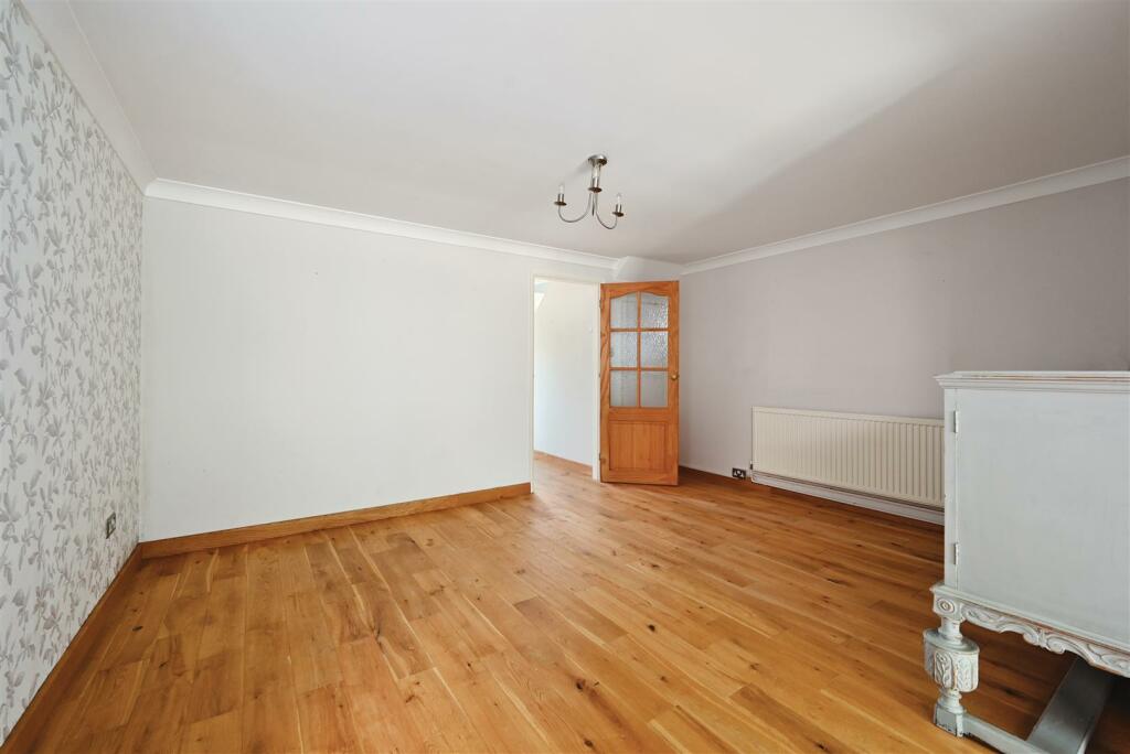 21-rowan-close-bn412pt-photos (3).jpg