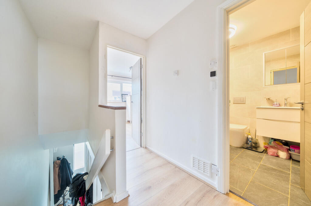 1369959-4-6902006...