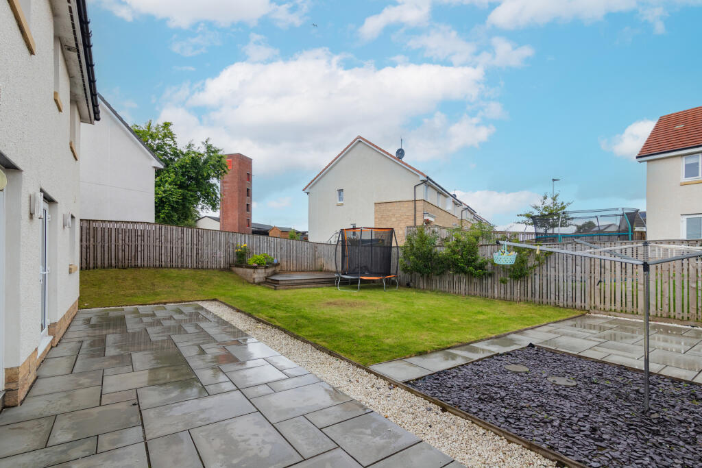 81 rosemont place, Barrhead g78 1fe L-22