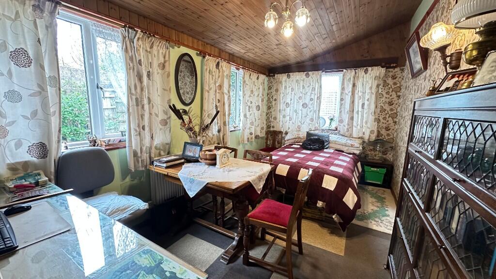 Bedroom/Garden Room