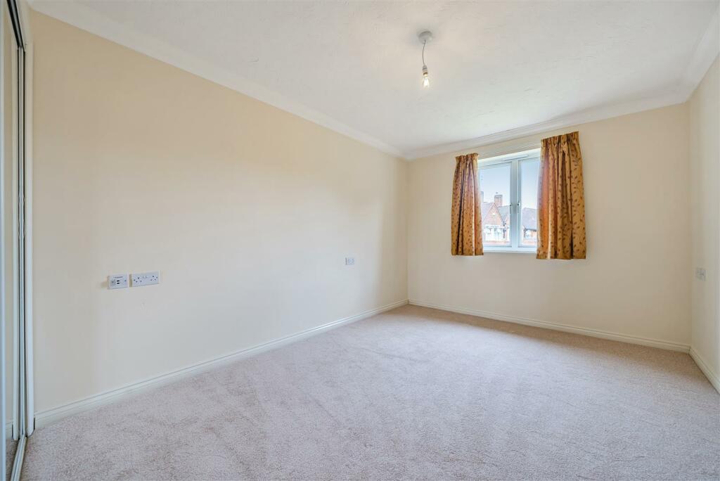 Bedroom One.jpg