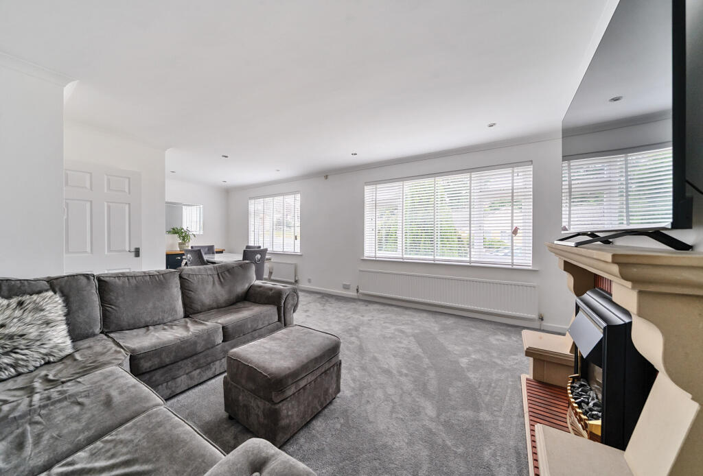 1327238-16-6878d0...