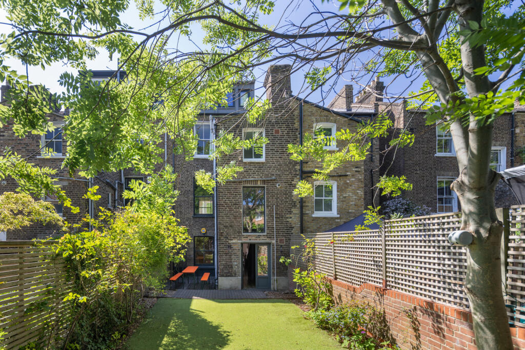 286312 - MontagueRdLondonE8-JSouteyrat-9061.jpg