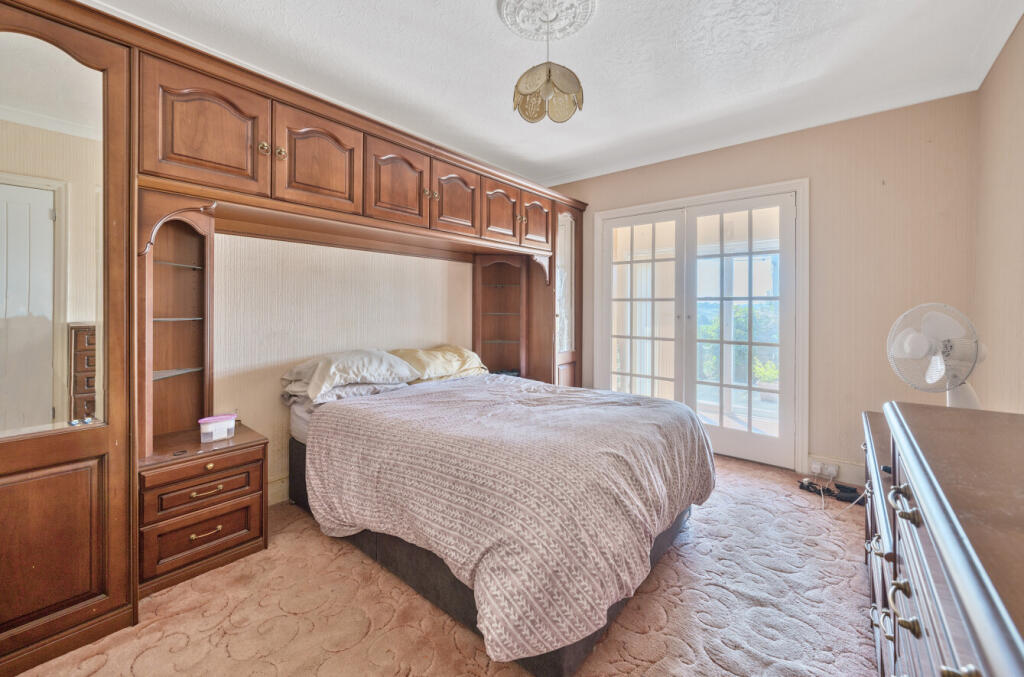 1312920-9-6853fa3...