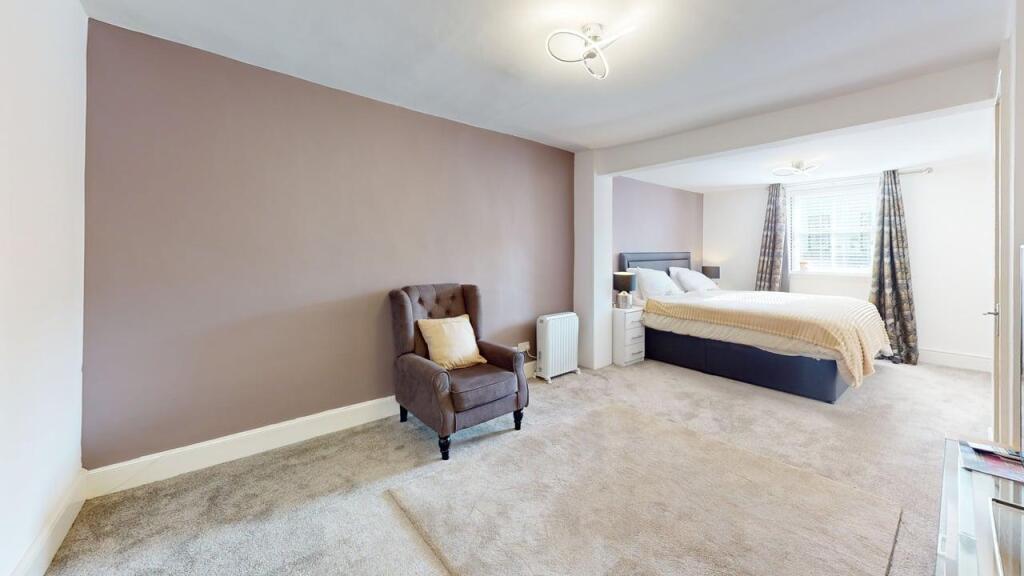 91-High-Street-Bedroom 2.jpg