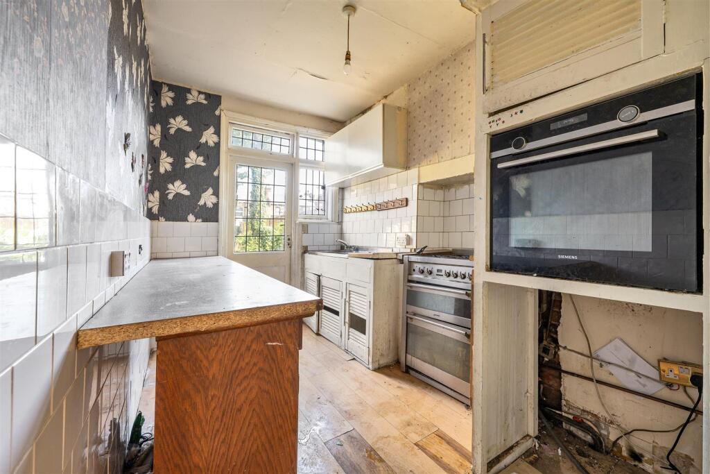 Marlborough Road, E4
