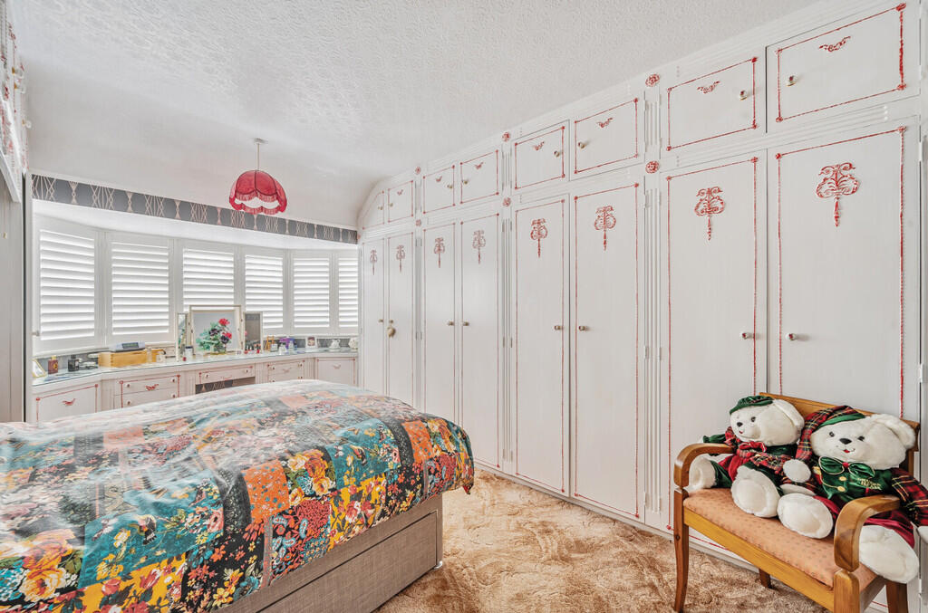 1293689-31-682cca...