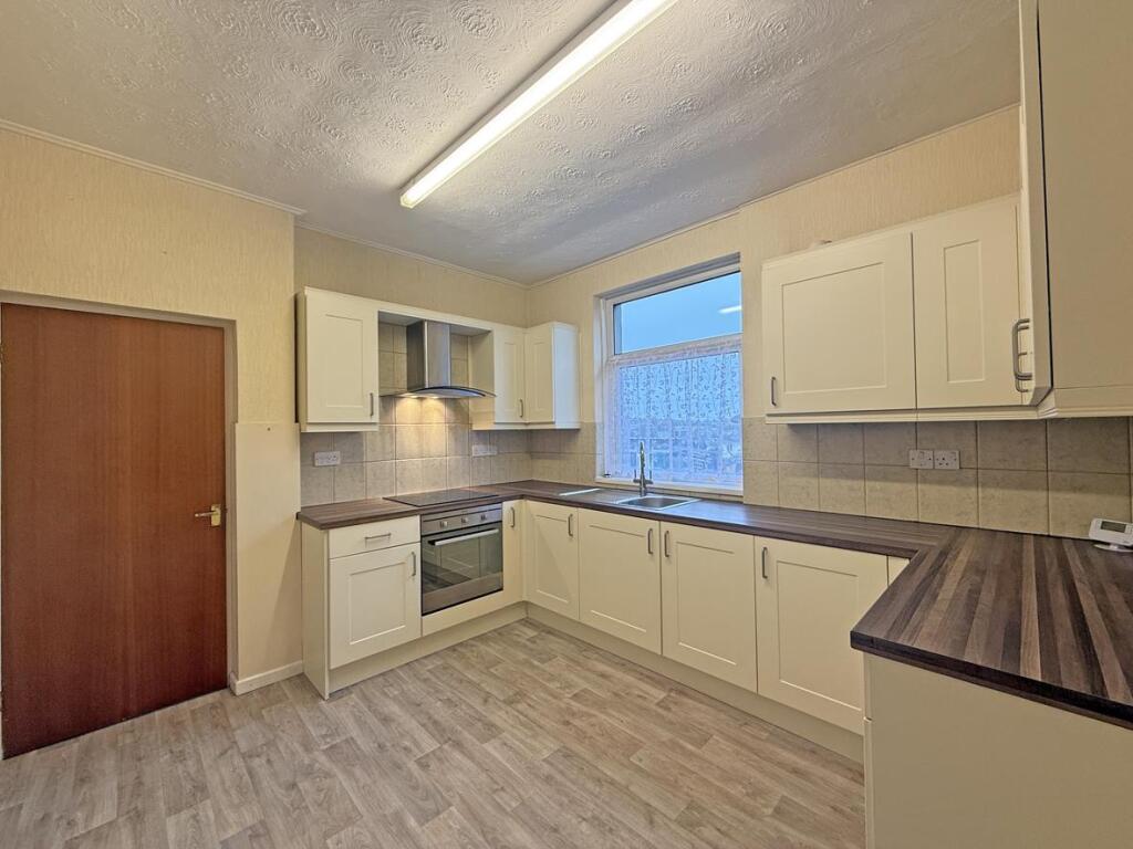 Seacroft Road 14 - Kitchen Front.jpg