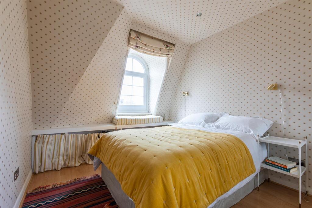 2nd Bedroom