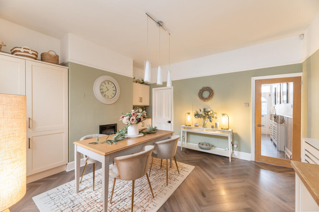 Dining Kitchen