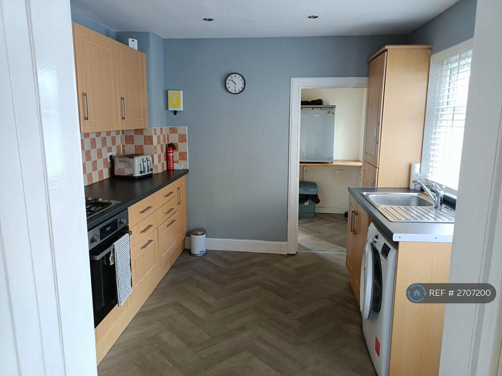 Kitchen - Freshly Painted