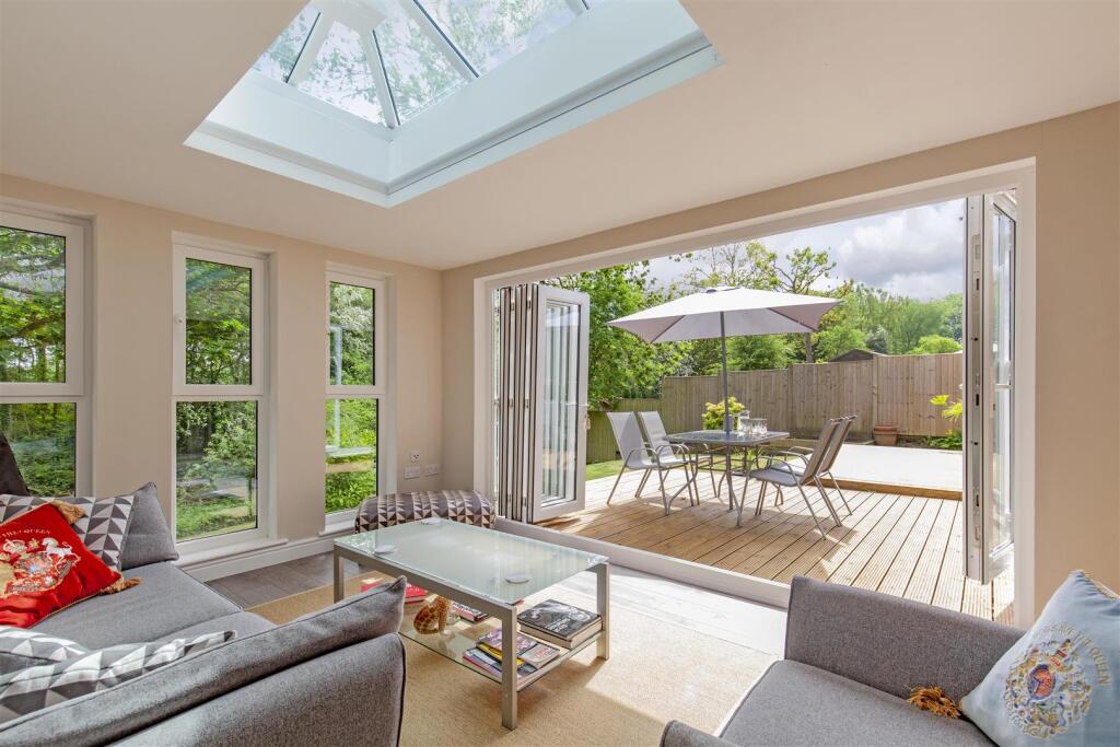 Garden Room/Reception 2-2.jpg