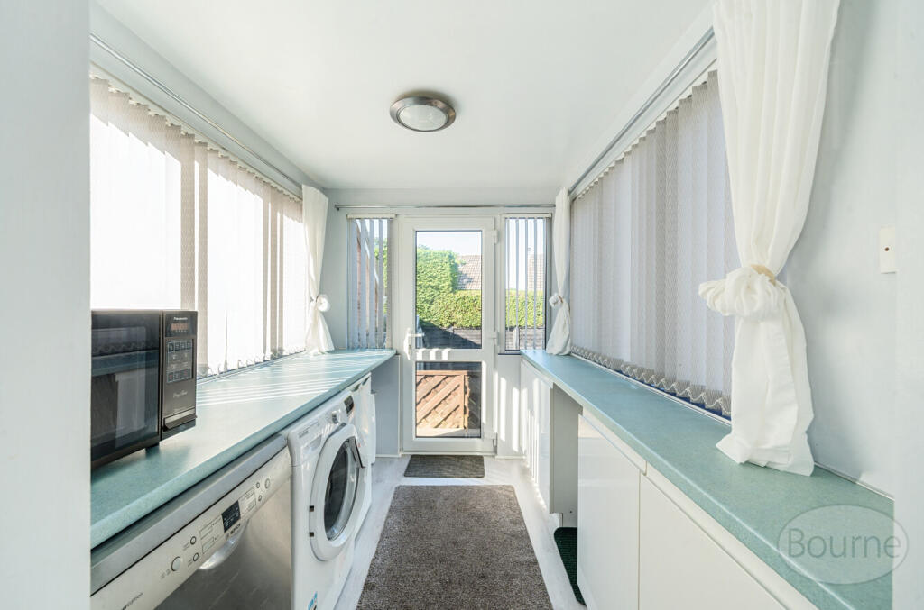 bcee3dce-7eb2-438...