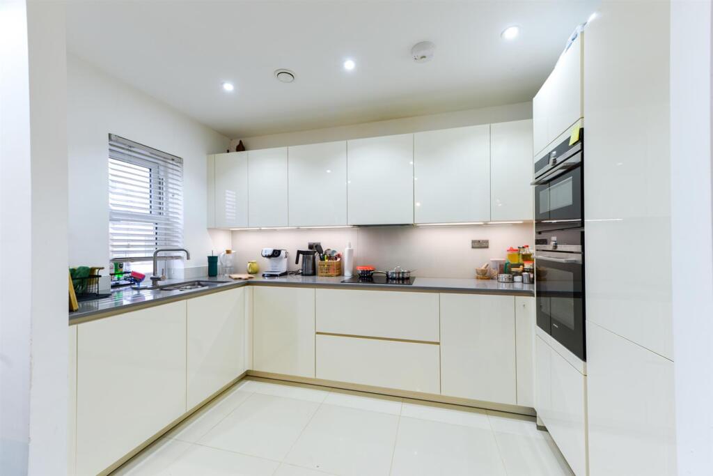 Henrietta Place Tunbridge Wells3.jpg