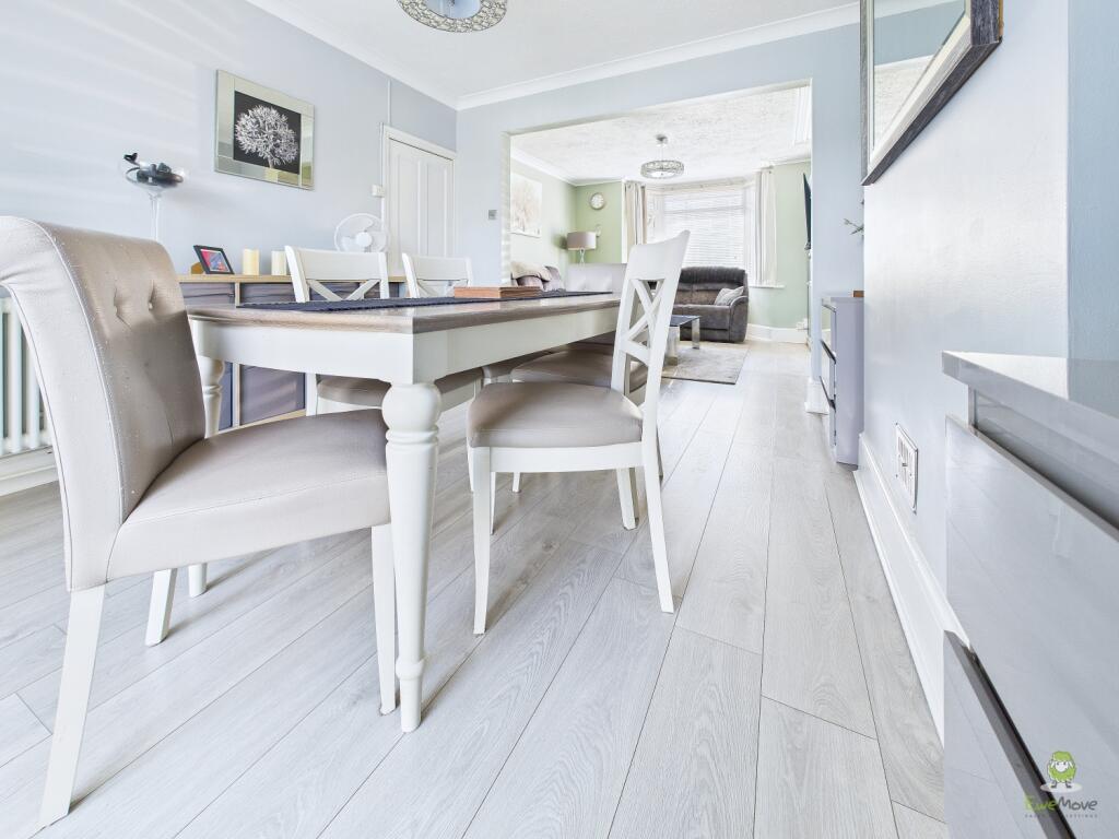 CAM01543G0-PR0155-STILL006