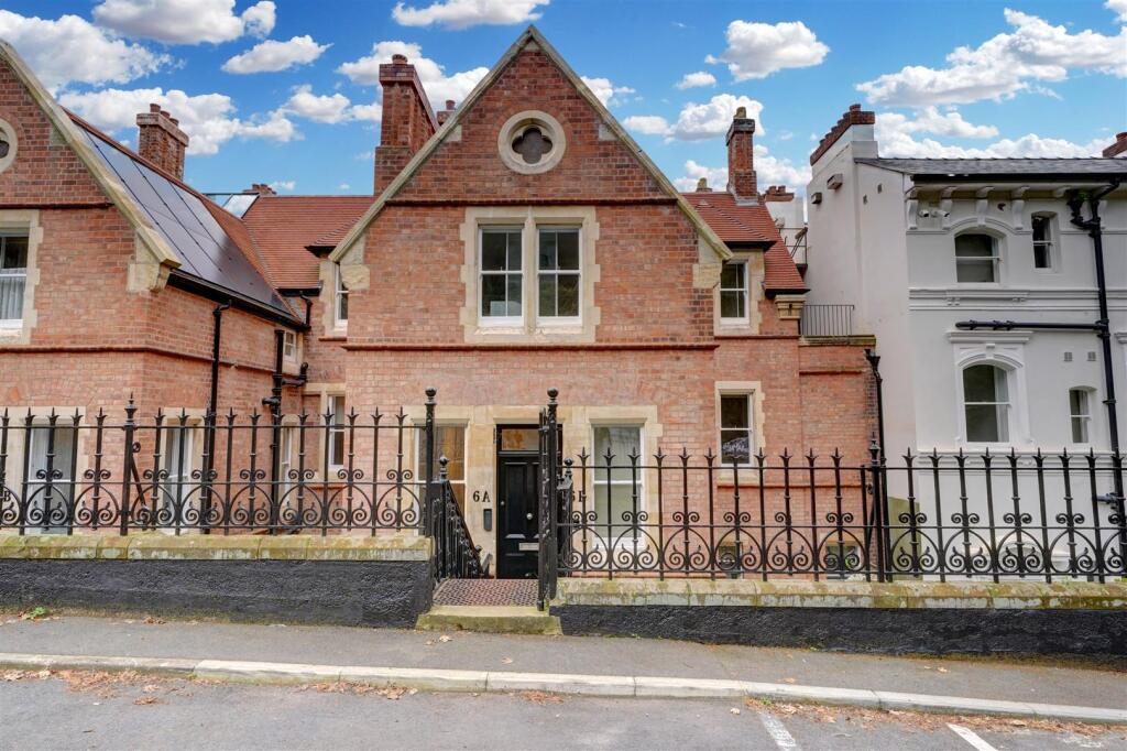 6b Queens Drive (26).jpg