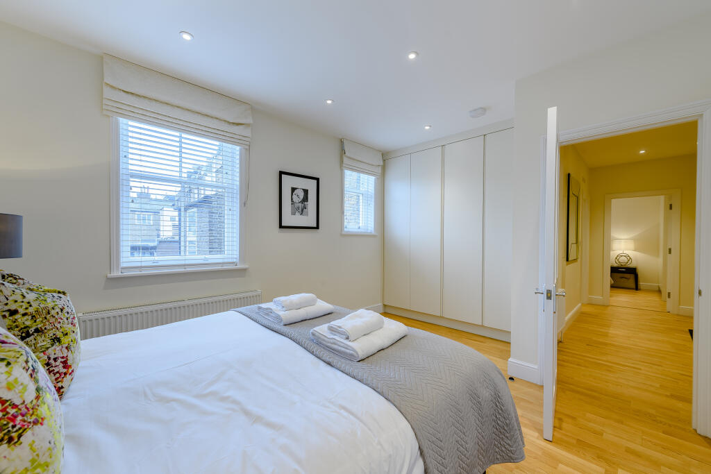 8457158-interior10