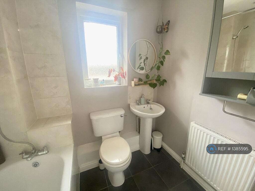 Bathroom On Top Floor 