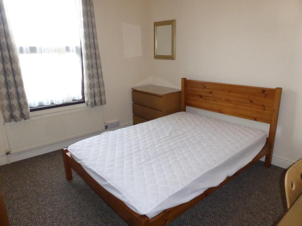 Broomfield Road, Earlsdon, Coventry, CV5