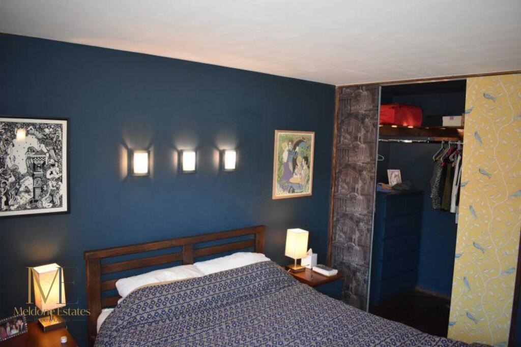 bedroom_2