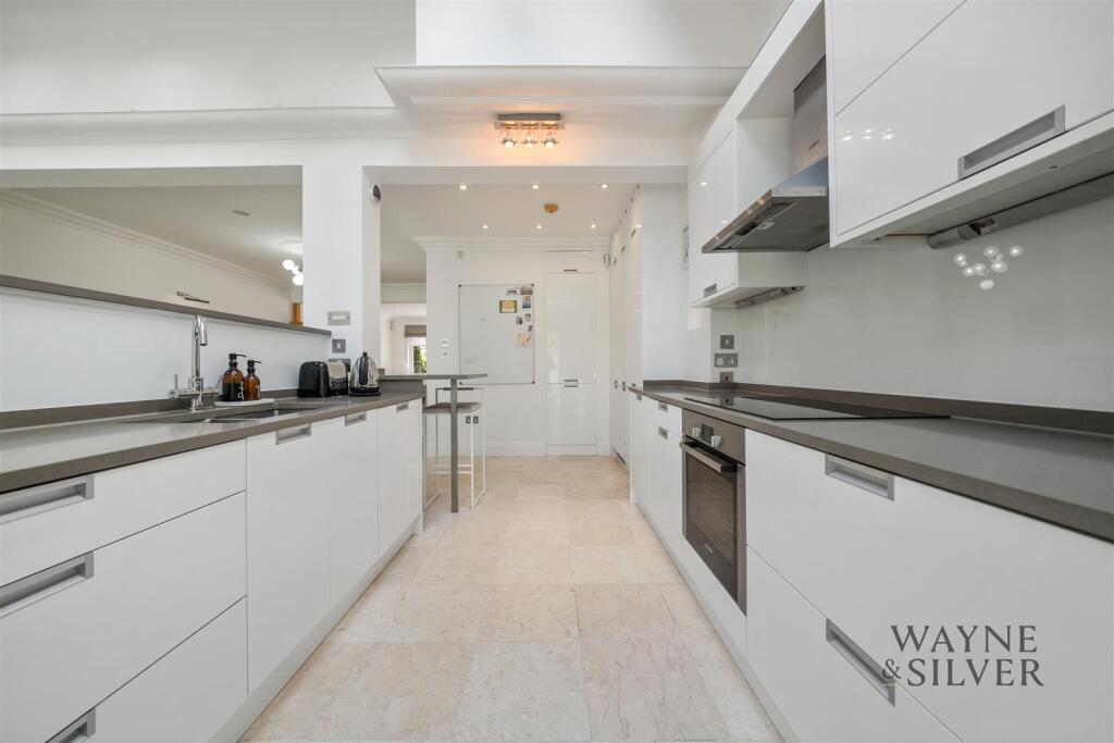 Hampstead Gardens-4.jpg