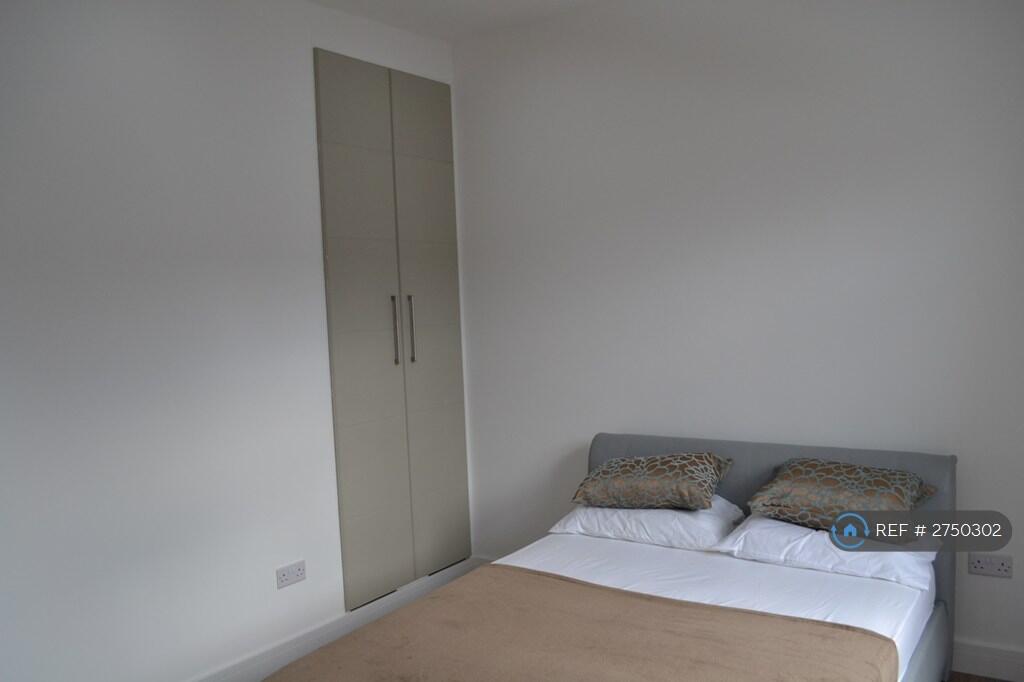 Built In Wardrobes