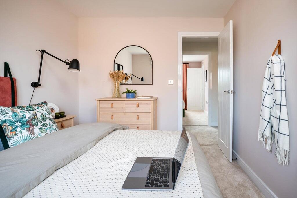 A second double bedroom means you don't need to compromise on space