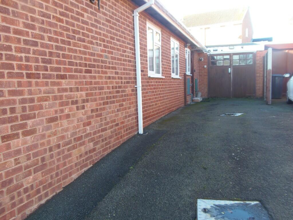Drive/Car Parking